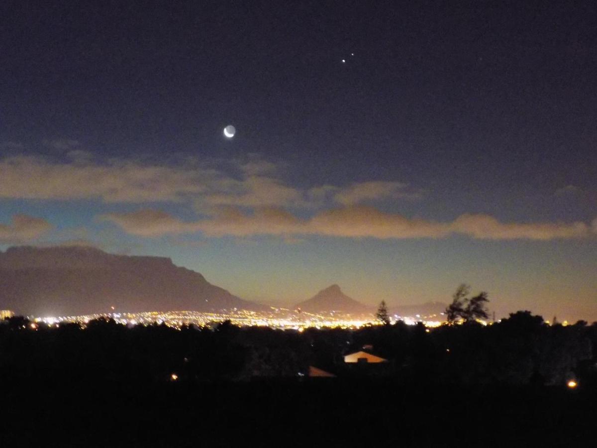 Cape Dawn Guest House Parow Eksteriør bilde
